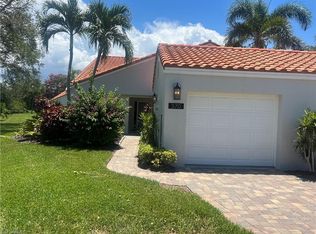 570 Beachwalk Cir #82, Naples, FL 34108