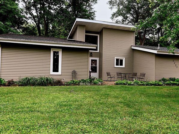 5251 Regency Dr
