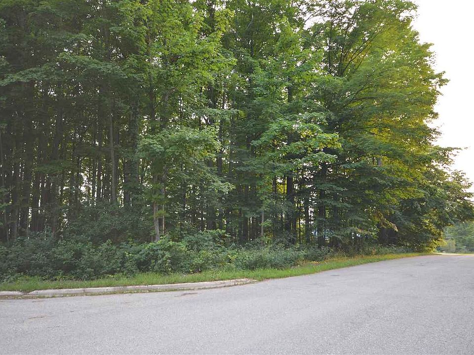 1st image of 102 Woodland Dr Lot 28