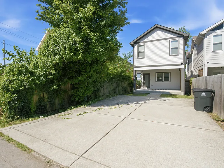 2002A 10th Ave N #A — Photo 28