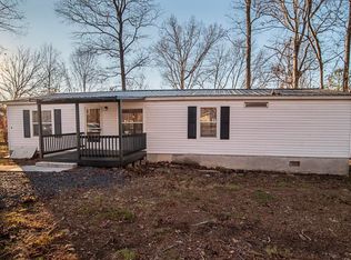 46 Ray Ln, Ringgold, GA 30736