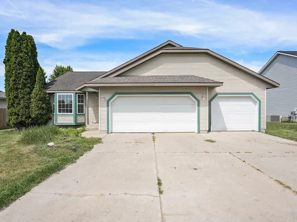 3697 Haymeadow Ave, Ravenna, MI 49451