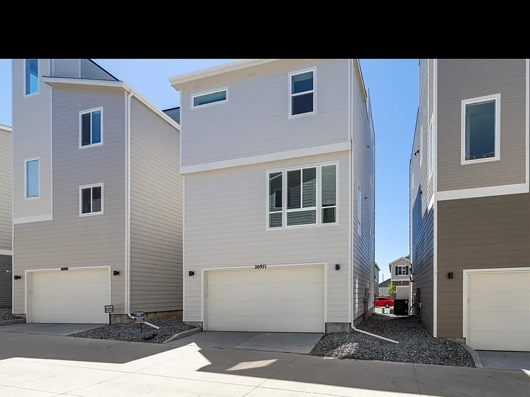 20971 E Quincy Pl — Photo 10