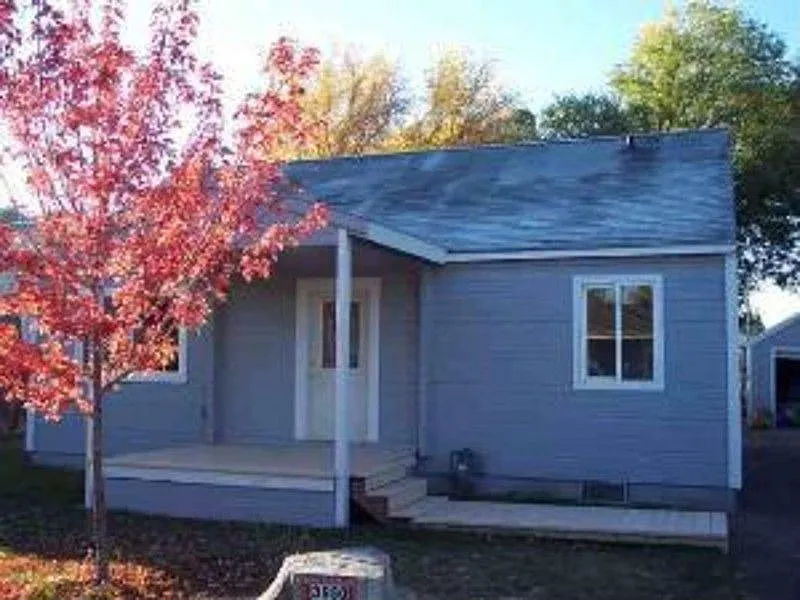3950 Bristol Ave photo 1