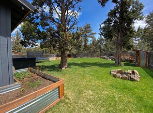 596 NE 12th St, Bend, OR 97701