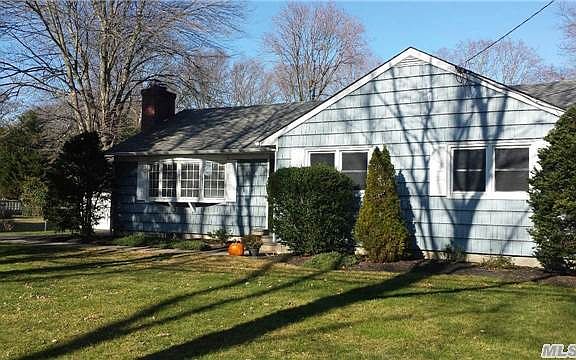2nd image of 1 Clearbrook Dr