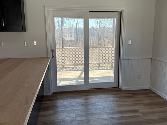 4th image of 28 Scotch Grove Rd