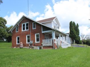 200 W Stuart Dr, Hillsville, VA