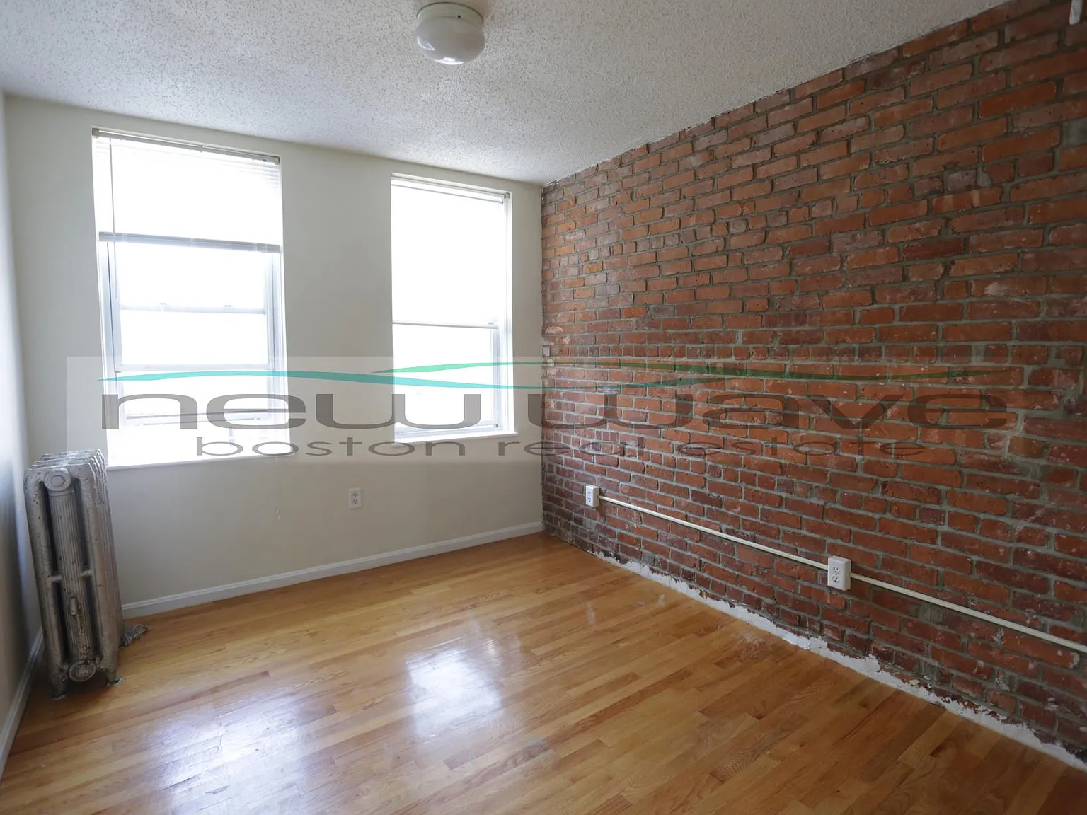 2 bed, 999 sqft, $3,800 — Photo 4