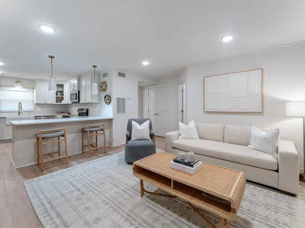 835 N Gay St APT 2, Auburn, AL 36830