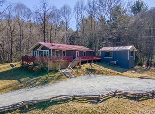 191 Lullwater Cv, Cullowhee, NC 28723