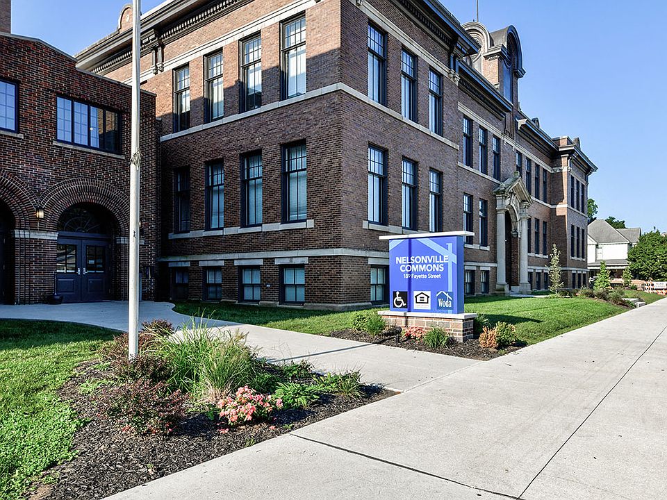Nelsonville School