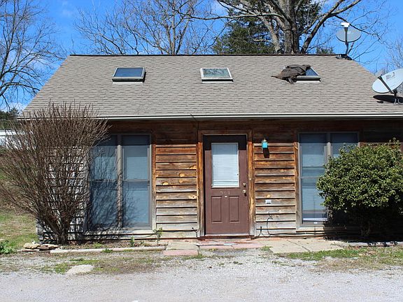 3rd image of 723/725 Main St