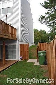 2nd image of 7201 Stover Dr