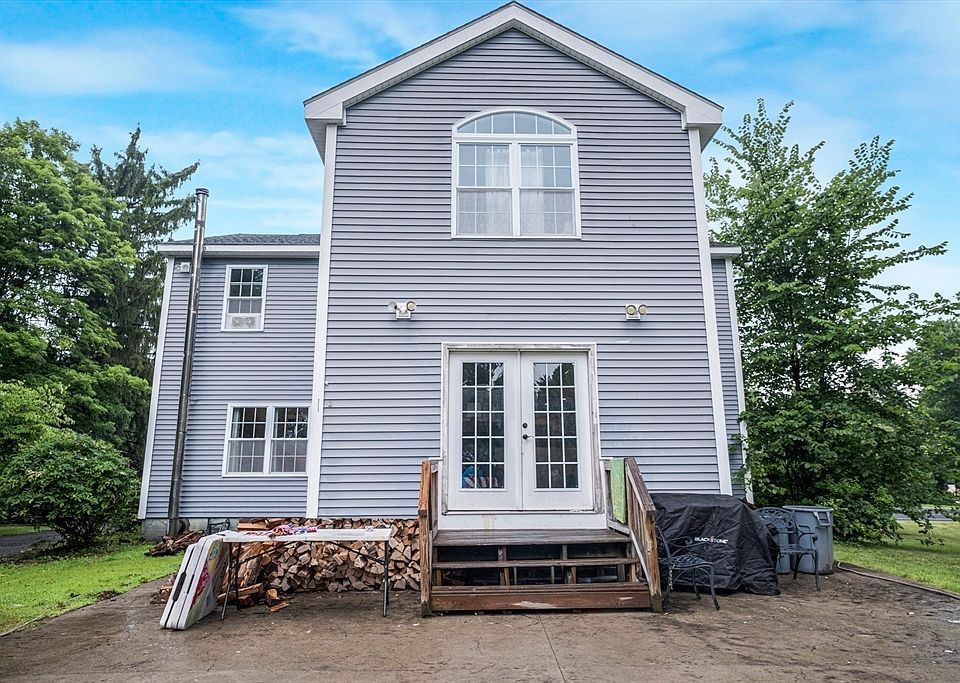 1st image of 475 Somers Rd