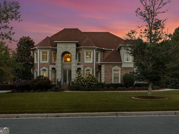 4850 Guilford Forest Dr SW, Atlanta, GA 30331