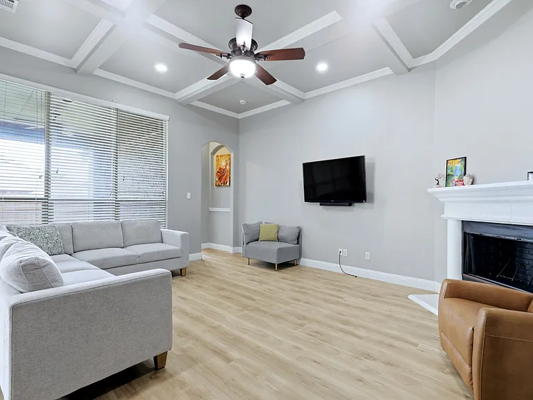 16512 Amistad Ave — Photo 8