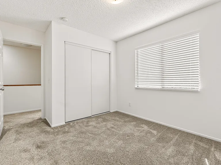 835 W 25th St #3 — Photo 35