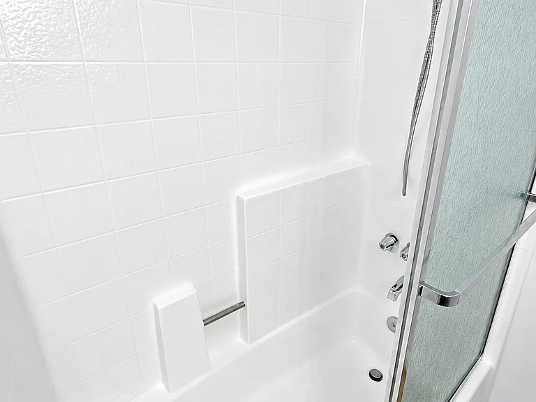 5531 Corteen Pl — Photo 22