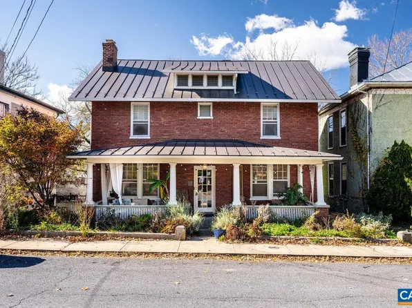 110 Fayette St, Staunton, VA 24401