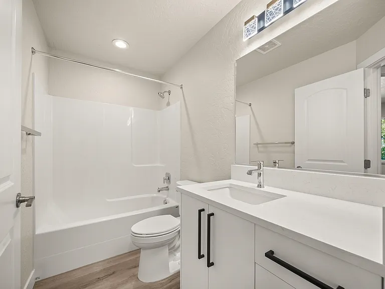 11915 E Spruce Ln — Photo 15