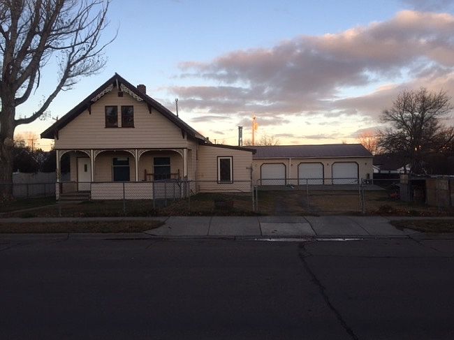 1st image of 130 5th Ave SE