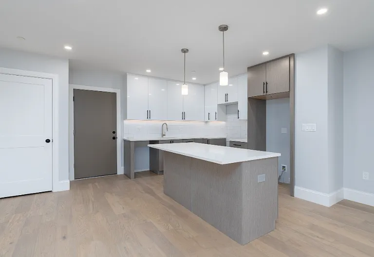 425 Market St #406B — Photo 3