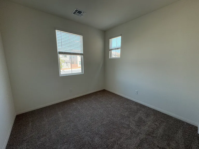 3655 Valpacos Ln — Photo 22