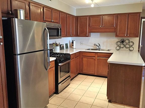 2nd image of 1600 E Thacker St APT 410
