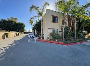 15662 S B St APT C, Tustin, CA 92780