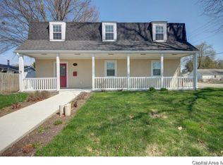 104 S State St, Chatham, IL 62629