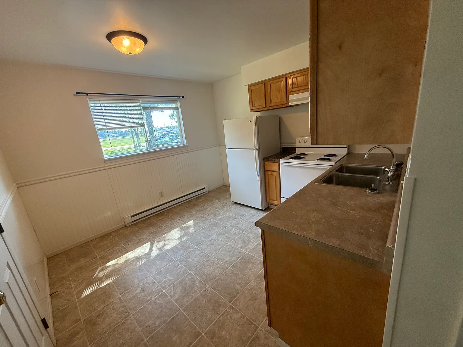 1 bed, 750 sqft, $1,200 — Photo 4