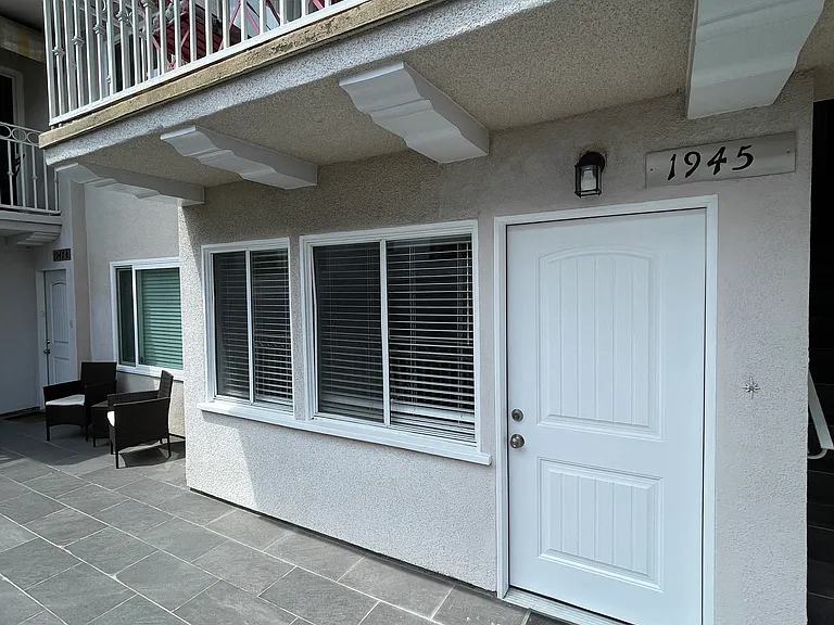 1945 Palmerston Pl — Photo 16