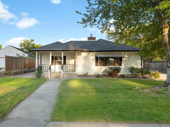 938 Memorial St, Prosser, WA 99350