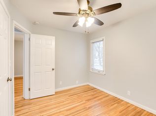 1961 Edgewater Ave, Arden Hills, MN 55112