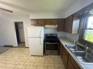 2421 N Sumac Dr, Janesville, WI 53545
