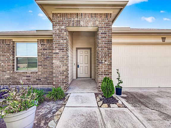 4th image of 1814 Welsh Canyon Ct