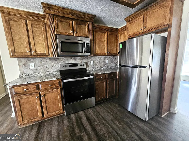 1746 Tugalo Dr — Photo 6
