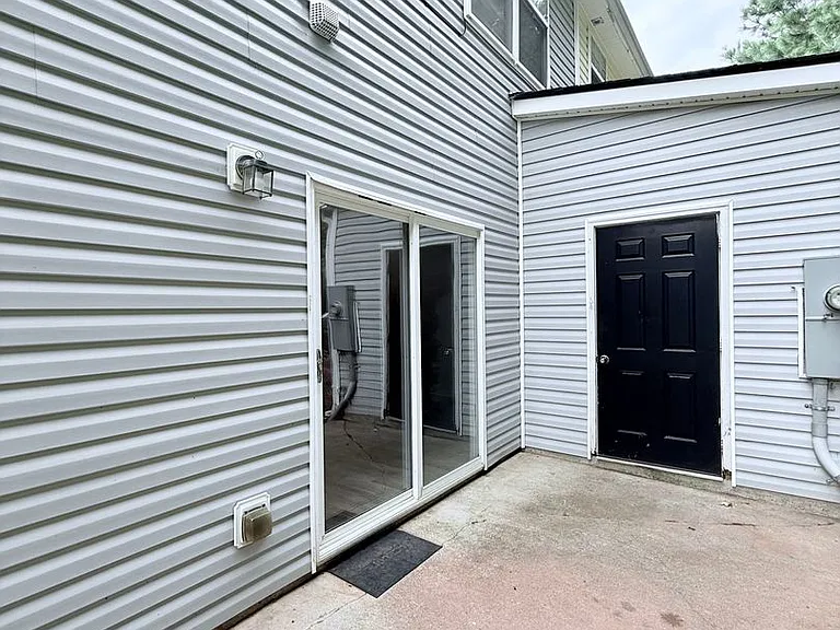 48 Pearl Chambers Ct — Photo 9