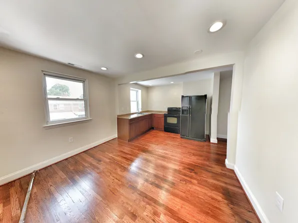 8531 Chestnut Oak Rd Floor 1, Parkville, MD 21234