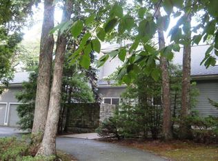 6 Old Bridge Ln, Sharon, MA 02067
