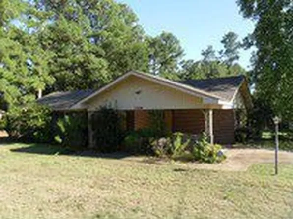 1709 E University, Magnolia, AR 71753