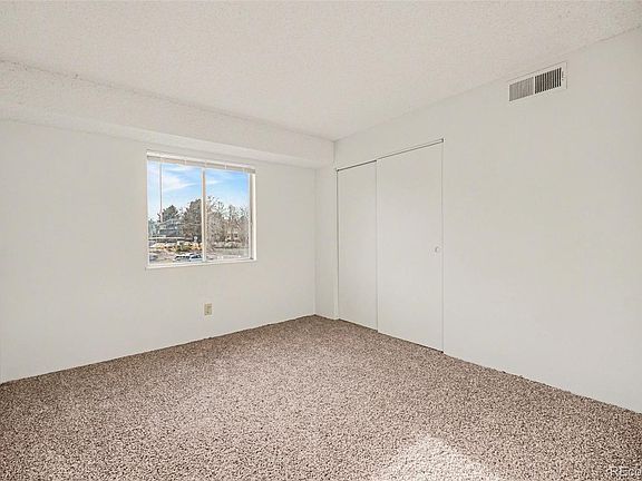 5th image of 10211 Ura Lane #3-201