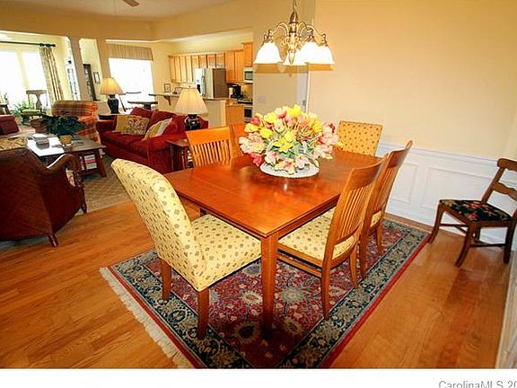 3rd image of 15123 Legend Oaks Ct