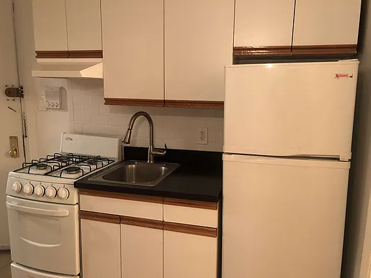 Rented by Waverly Realty Associates | media 12