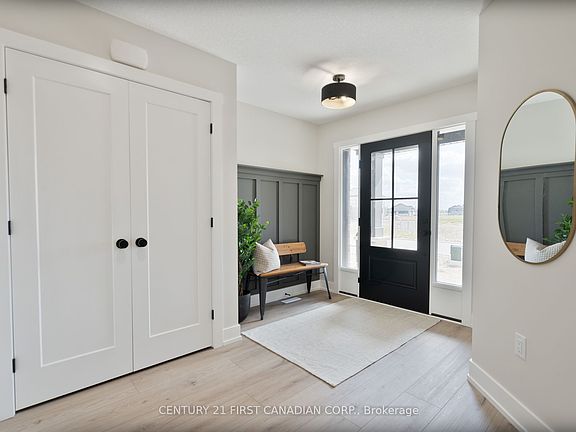 3rd image of 5 Doerr Ct