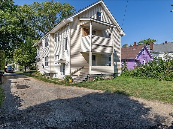 2nd image of 3369 W 123rd St