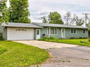 375 N 7th St, Mc Callsburg, IA 50154