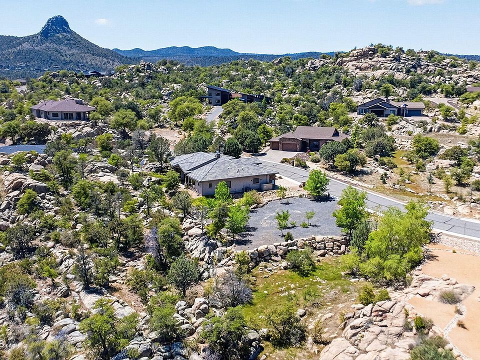 1st image of 909 Border Ct