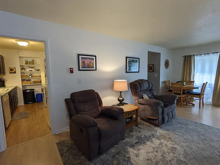 Living room 3